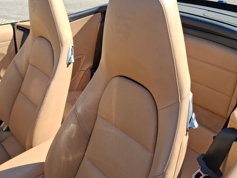 Used 2013 Porsche 911 Carrera 4 image 11