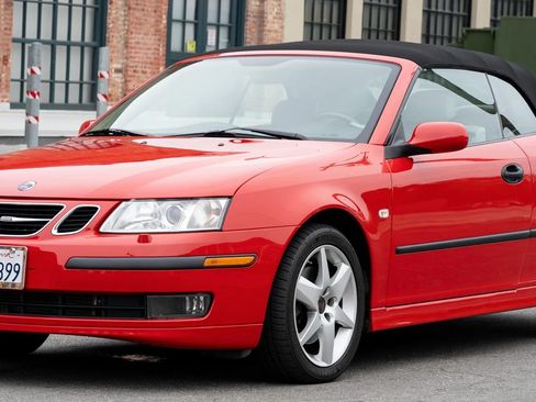 Used 2004 Saab 9-3 Arc image 1