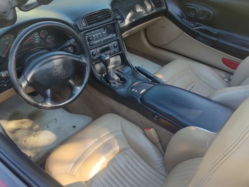 Used 1999 Chevrolet Corvette Convertible w/ Performance Handling Pkg image 4