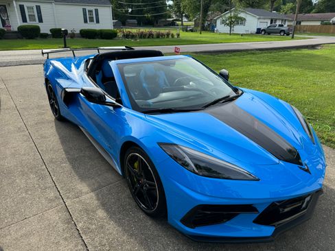 Used 2021 Chevrolet Corvette Stingray Premium Cpe w/ Z51 Performance Package RWD image 6