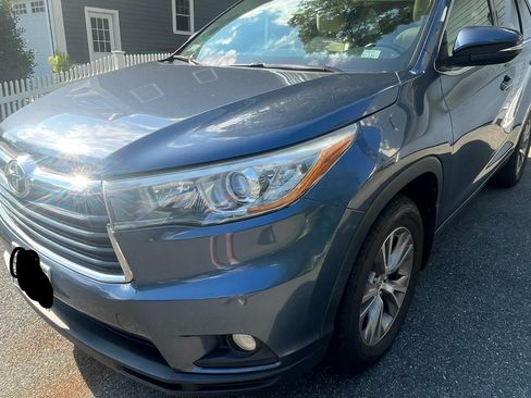 Used 2015 Toyota Highlander XLE AWD/4WD image 16