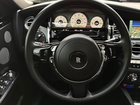 Used 2011 Rolls-Royce Ghost image 20