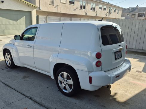 Used 2010 Chevrolet HHR LS image 5