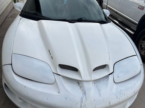 Used 2000 Pontiac Firebird Formula image 2