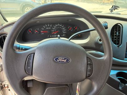 Used 2008 Ford E-350 and Econoline 350 XLT