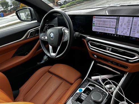 Used 2024 BMW i4 eDrive35 w/ Convenience Package image 11