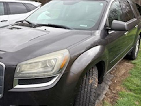 Used 2016 GMC Acadia SLE AWD/4WD image 4