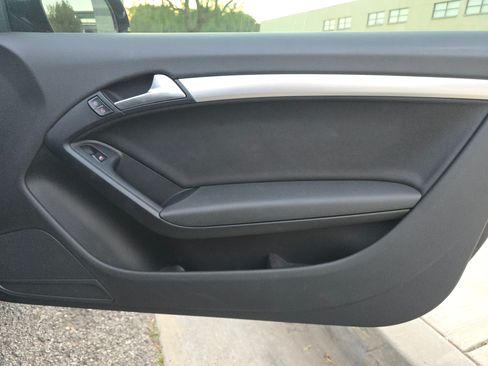 Used 2010 Audi A5 2.0T Premium w/ Bluetooth/Homelink Pkg image 22