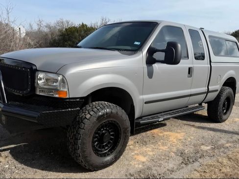 Used 1999 Ford F350 XLT AWD/4WD image 2