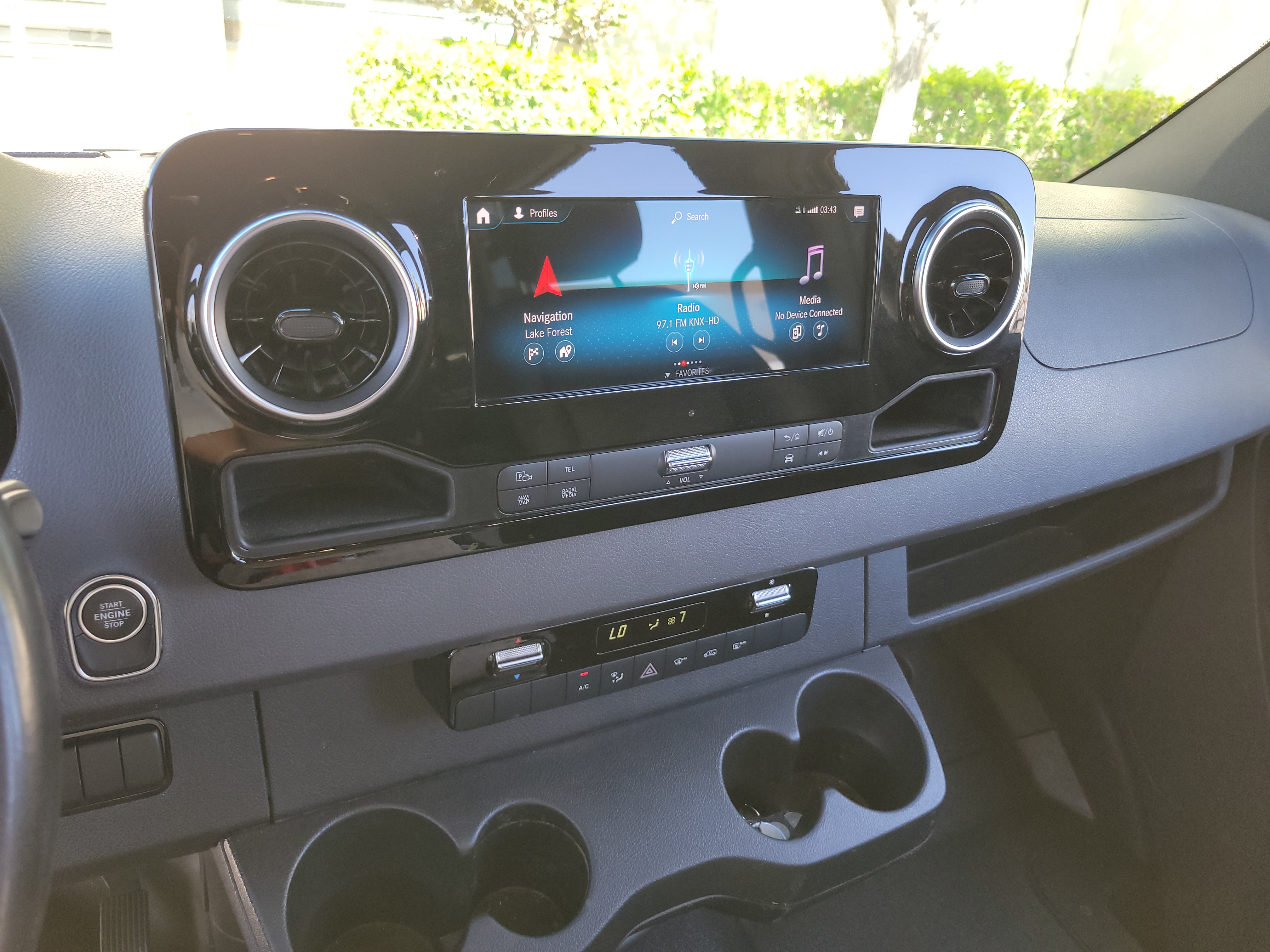 Used 2021 Mercedes-Benz Sprinter 2500 image 11