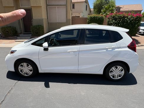 Used 2018 Honda Fit LX image 2