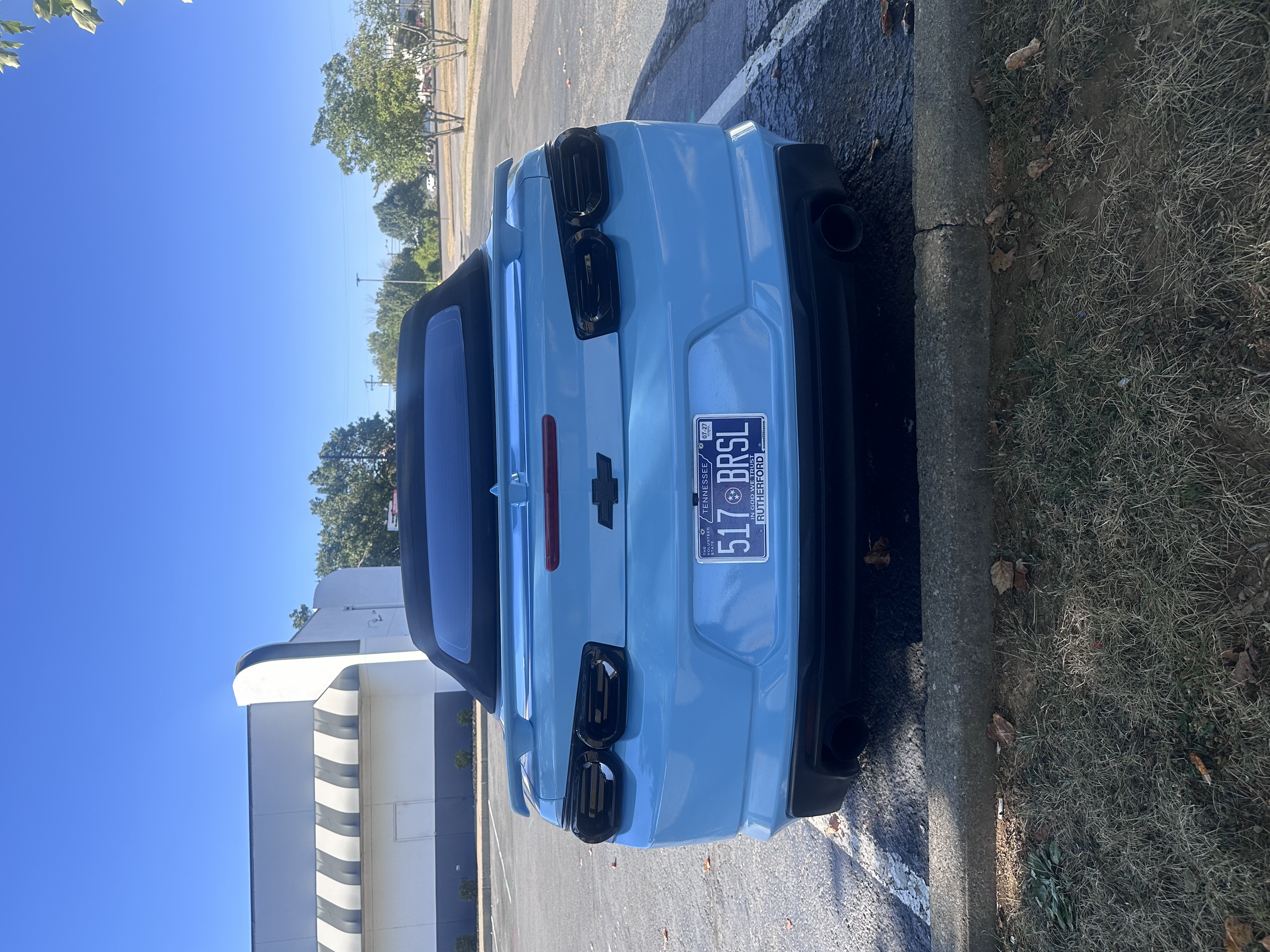 Used 2019 Chevrolet Camaro LT RWD image 6