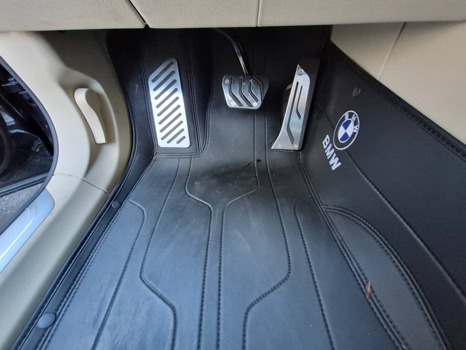 Used 2019 BMW 750i xDrive w/ Executive Package AWD/4WD image 29