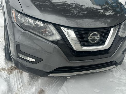 Used 2018 Nissan Rogue SL image 1