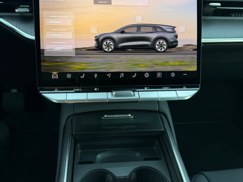 Used 2026 Lucid Gravity Grand Touring image 13