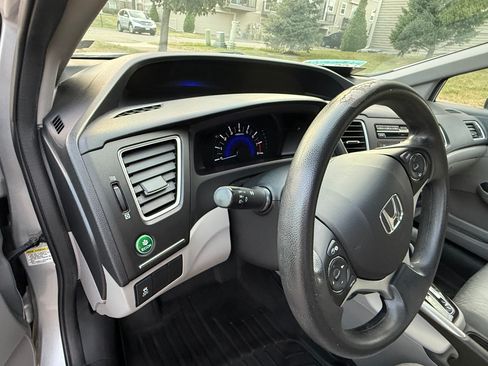 Used 2014 Honda Civic LX image 18