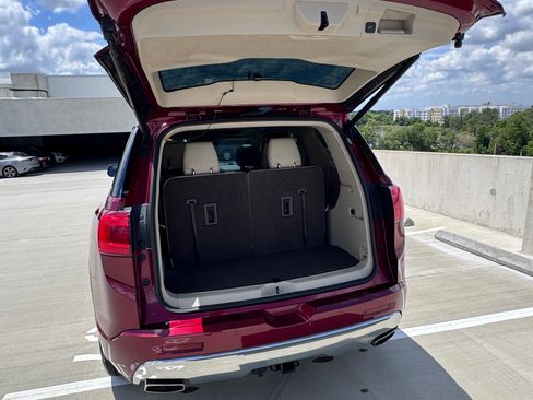 Used 2018 GMC Acadia Denali w/ Technology Package image 15