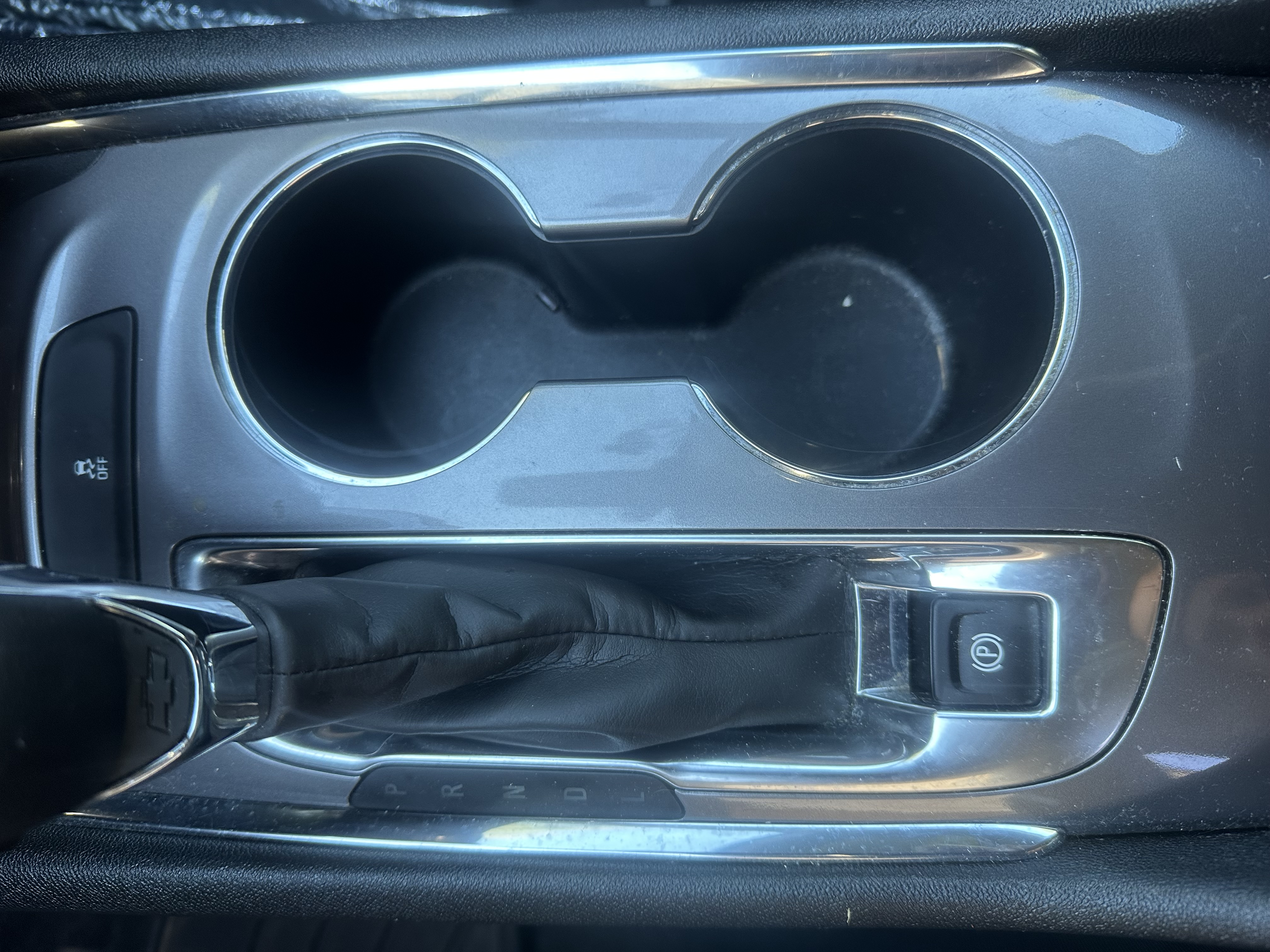 Used 2022 Chevrolet Malibu LT FWD image 15