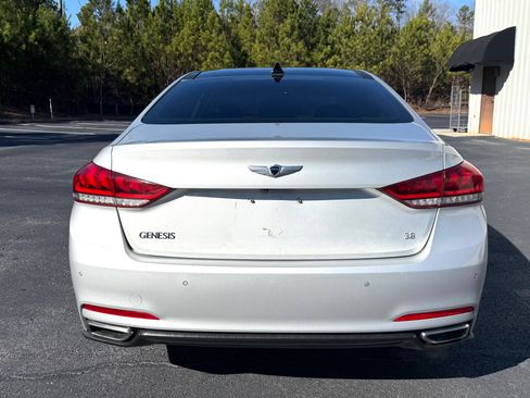 Used 2015 Hyundai Genesis 3.8 w/ Option Group 02 image 6