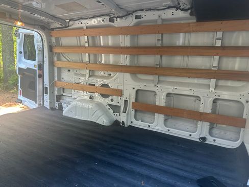 Used 2015 Ford Transit 250 130 Low Roof w/ Exterior Upgrade Package image 8