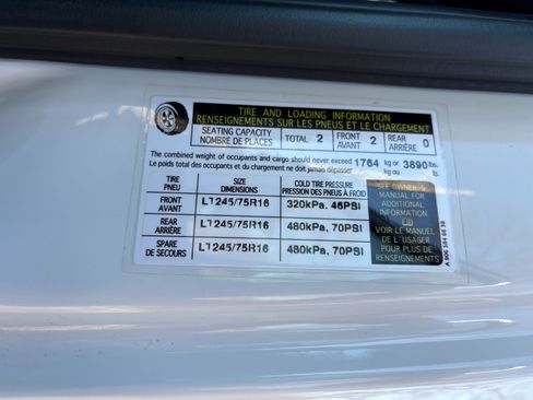 Used 2020 Mercedes-Benz Sprinter 2500 image 32