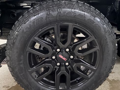 Used 2022 GMC Sierra 1500 Elevation image 22