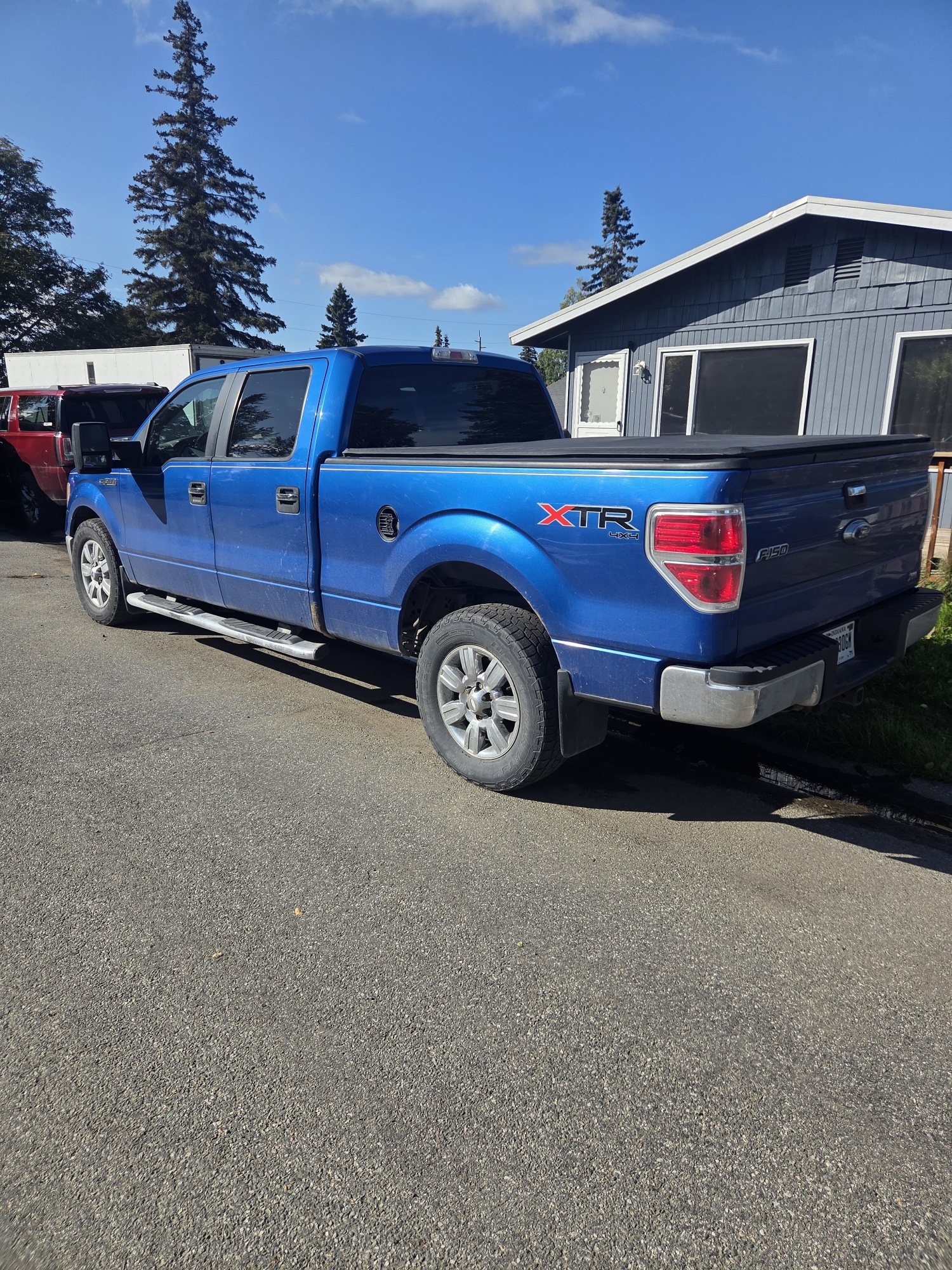 Used 2010 Ford F150 XLT AWD/4WD image 4