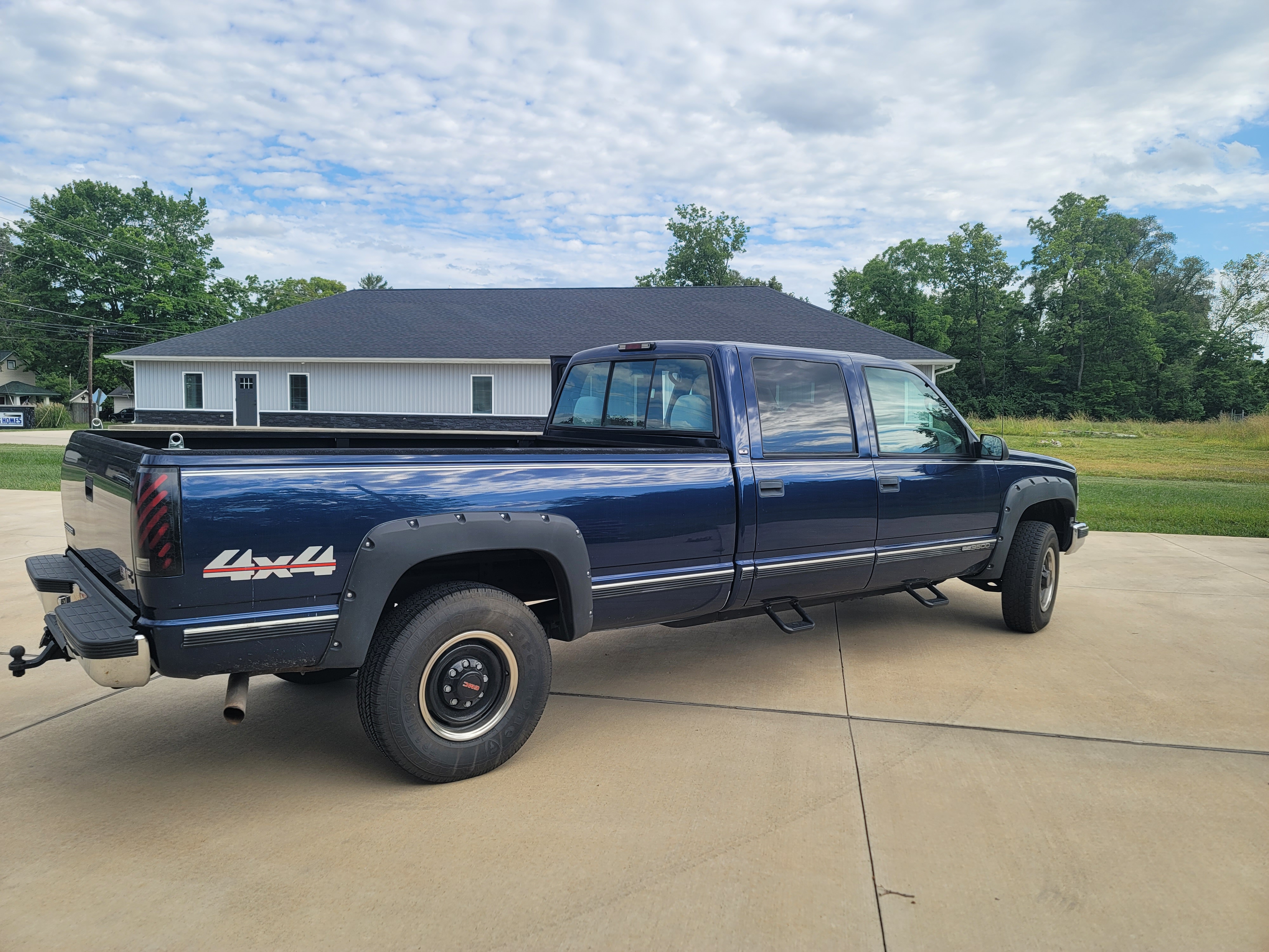 Used 1998 GMC Sierra 3500 4x4 Crew Cab w/ Marketing Option Pkg 3 image 5
