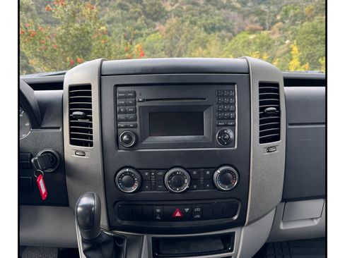 Used 2012 Mercedes-Benz Sprinter 2500 image 17