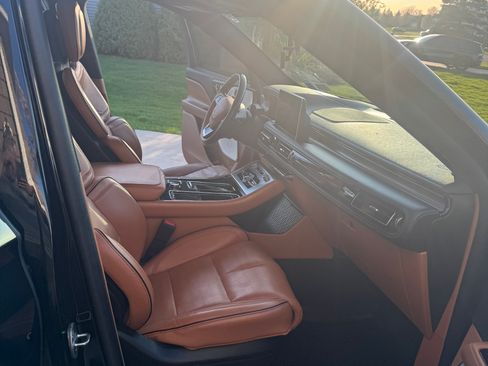 Used 2021 Lincoln Aviator Black Label w/ Dynamic Handling Package image 8