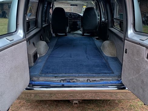 Used 2006 Ford E-250 and Econoline 250 Extended image 9