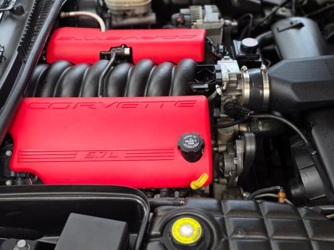 Used 2002 Chevrolet Corvette Convertible w/ Preferred Equipment Group2 image 6