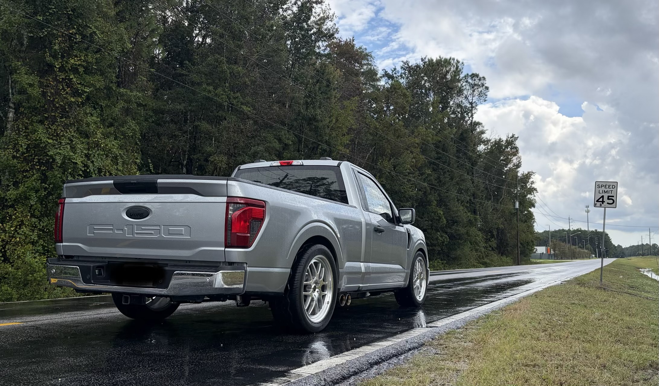 Used 2024 Ford F150 XL w/ Equipment Group 103A High RWD image 18