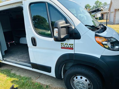 Used 2020 RAM ProMaster 1500 w/ Interior Convenience Group FWD image 12