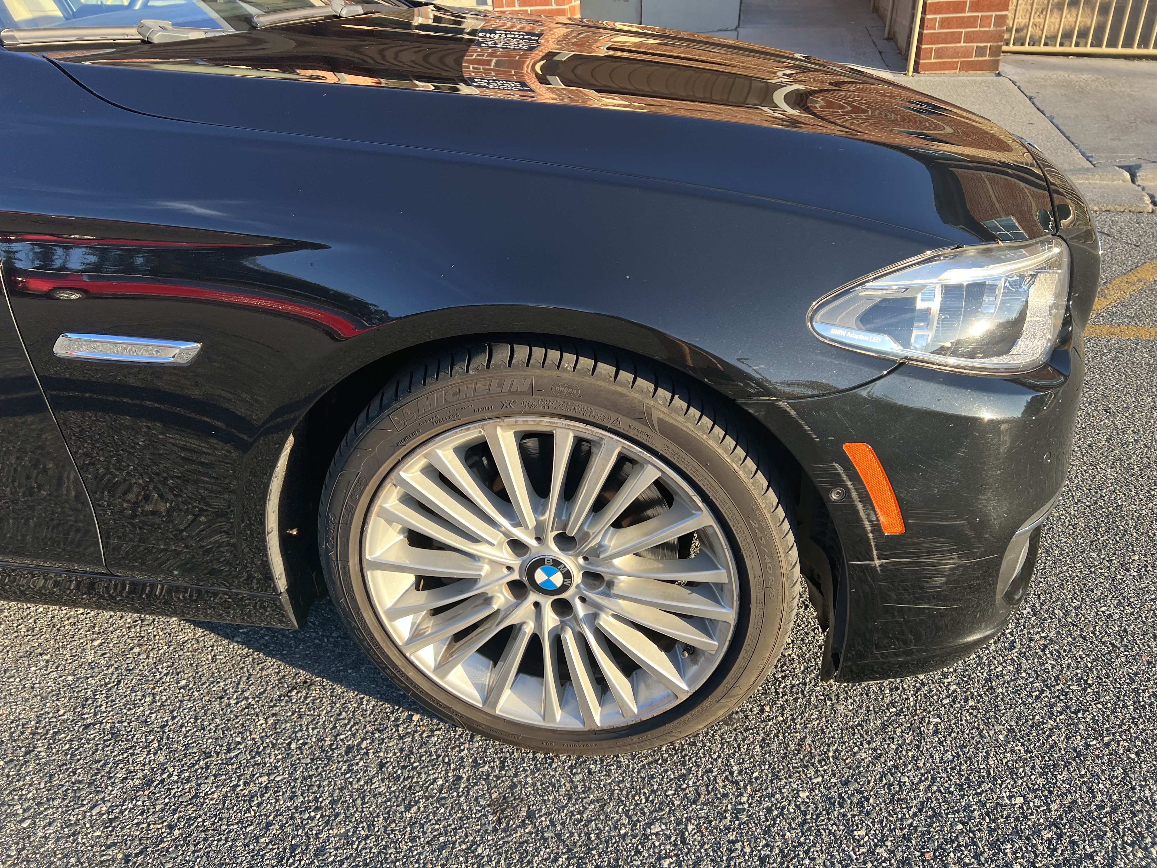 Used 2015 BMW 550i xDrive Sedan AWD/4WD image 12