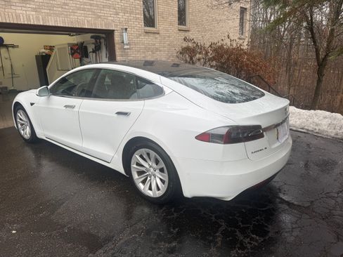 Used 2018 Tesla Model S 75D image 6