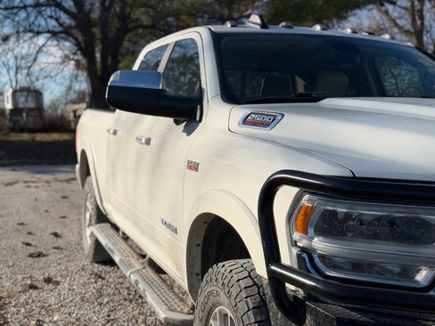 Used 2019 RAM 2500 Laramie image 6