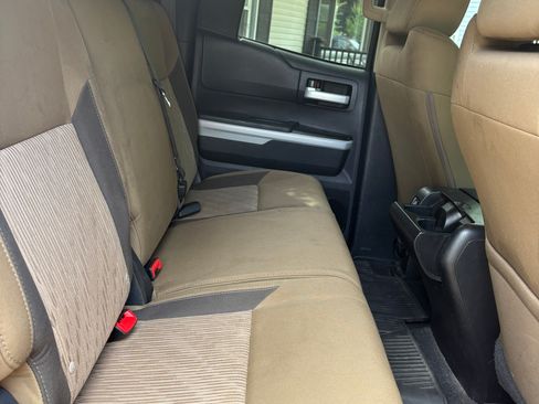 Used 2014 Toyota Tundra SR5 w/ SR5 Upgrade Package AWD/4WD image 10