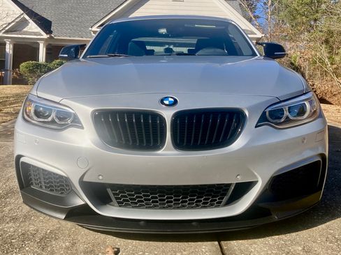 Used 2017 BMW M240i Coupe image 9