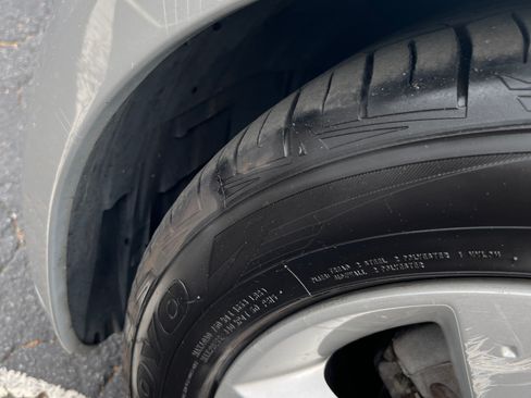 Used 2005 Nissan 350Z Touring RWD image 20