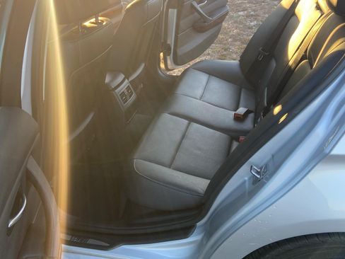 Used 2011 BMW 328i xDrive Sedan image 14