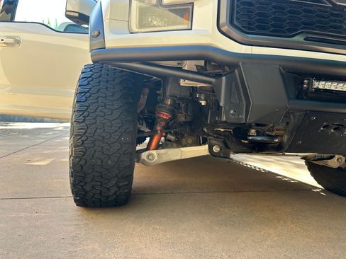 Used 2019 Ford F150 Raptor w/ Equipment Group 802A Luxury AWD/4WD image 12