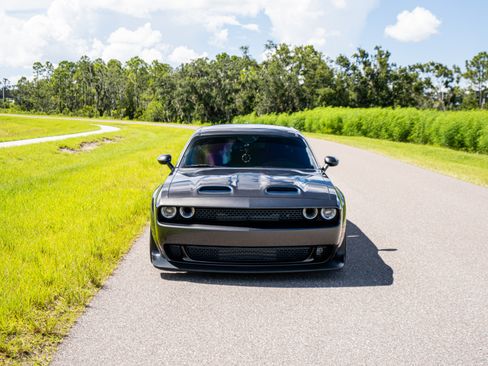 Used 2020 Dodge Challenger SRT Hellcat Redeye RWD image 9