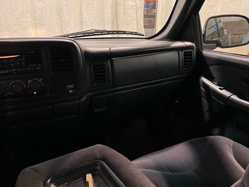 Used 2002 GMC Sierra 1500 2WD Extended Cab image 13