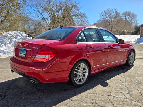 Used 2013 Mercedes-Benz C 300 4MATIC Sedan image 5
