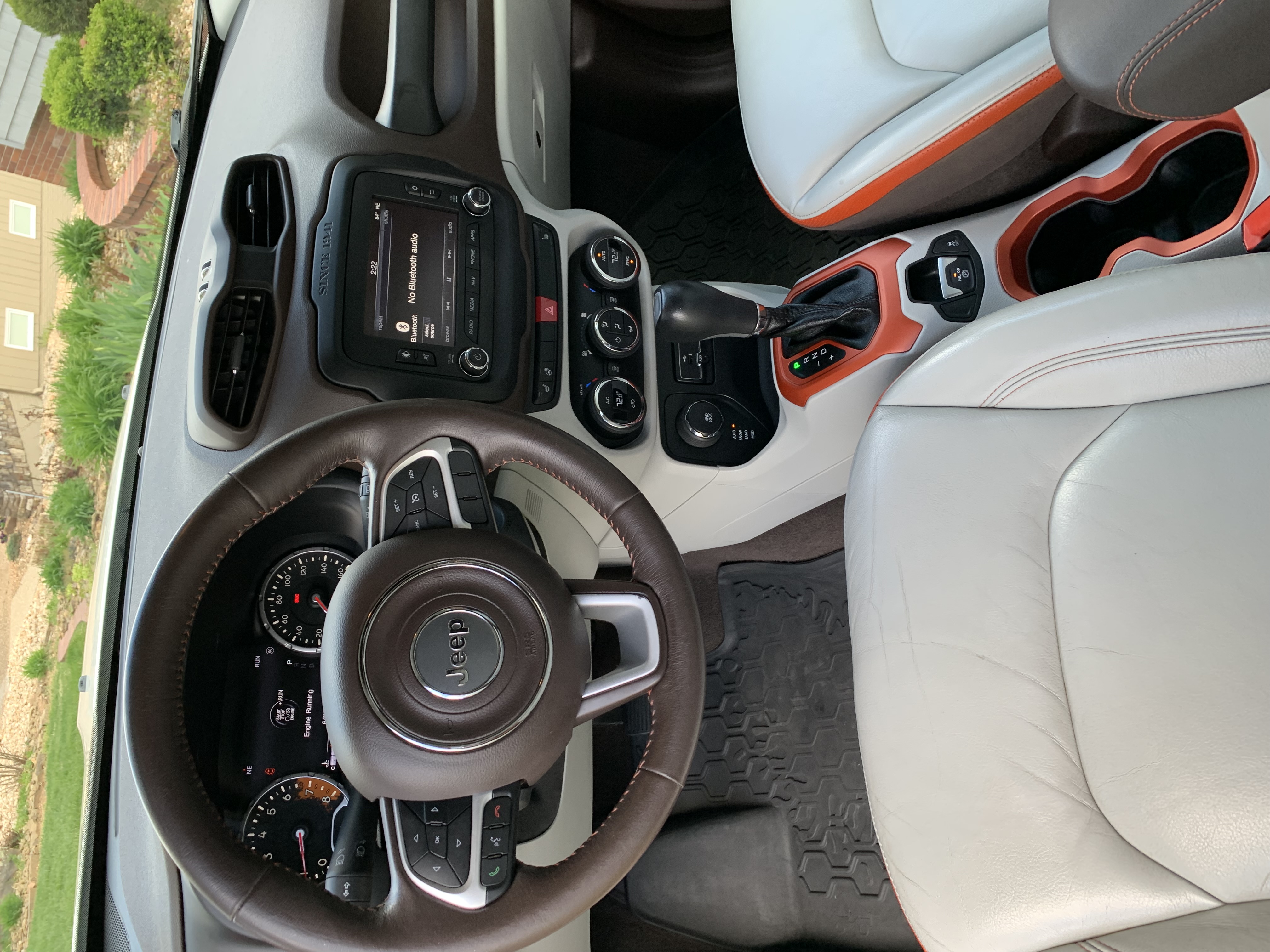 Used 2017 Jeep Renegade Limited AWD/4WD image 11
