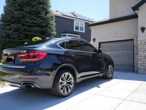 Used 2017 BMW X6 xDrive50i AWD/4WD image 9