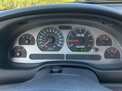 Used 2004 Ford Mustang Mach 1 image 9