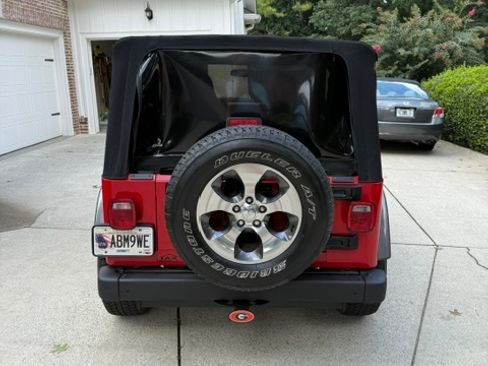 Used 2004 Jeep Wrangler X w/ Convenience Group AWD/4WD image 6