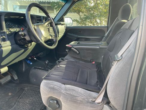 Used 2002 Chevrolet Silverado 2500 LS w/ Snow Plow Prep Pkg image 7